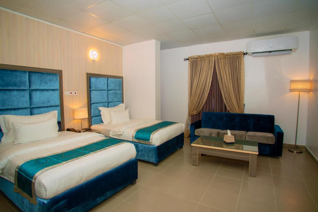 Hotel Riviera