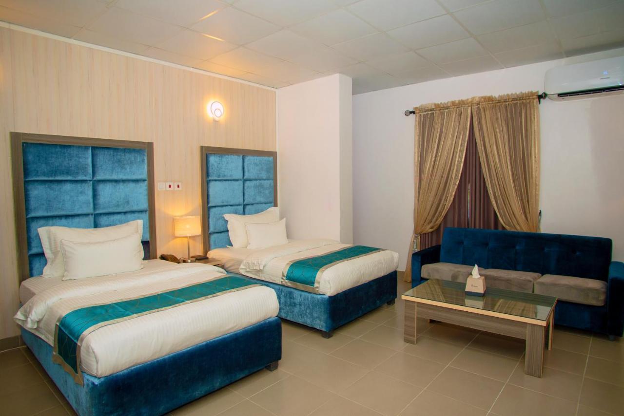 Hotel Riviera