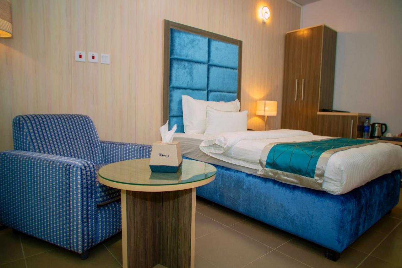 Riviera Hotel 4*