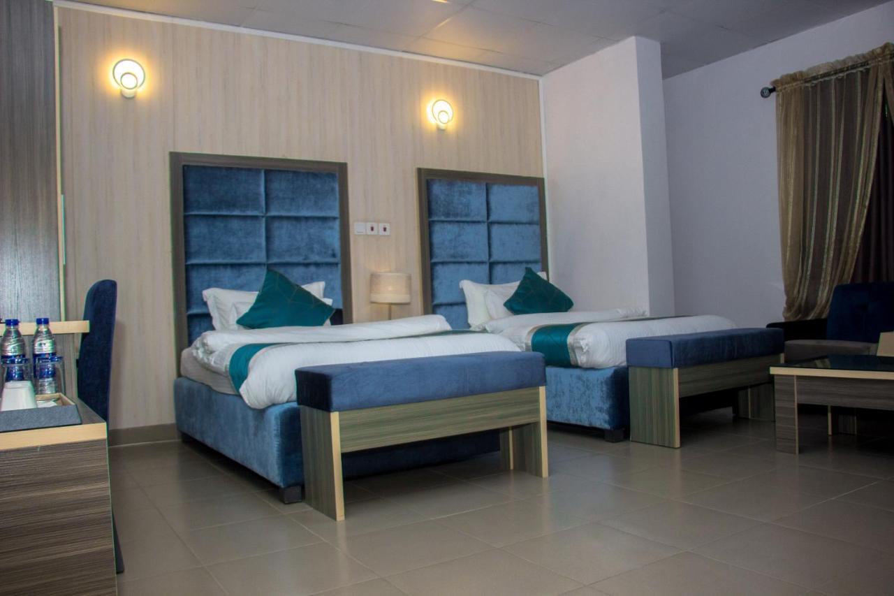 Hotel Riviera 4*